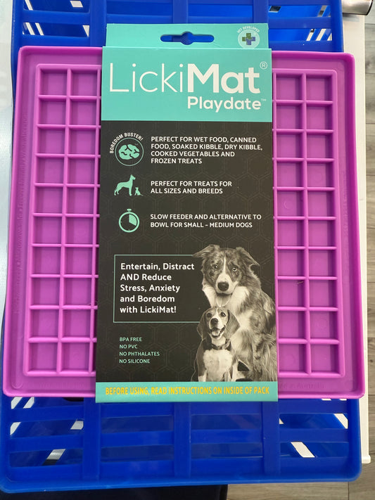 LickiMat Classic Playdate